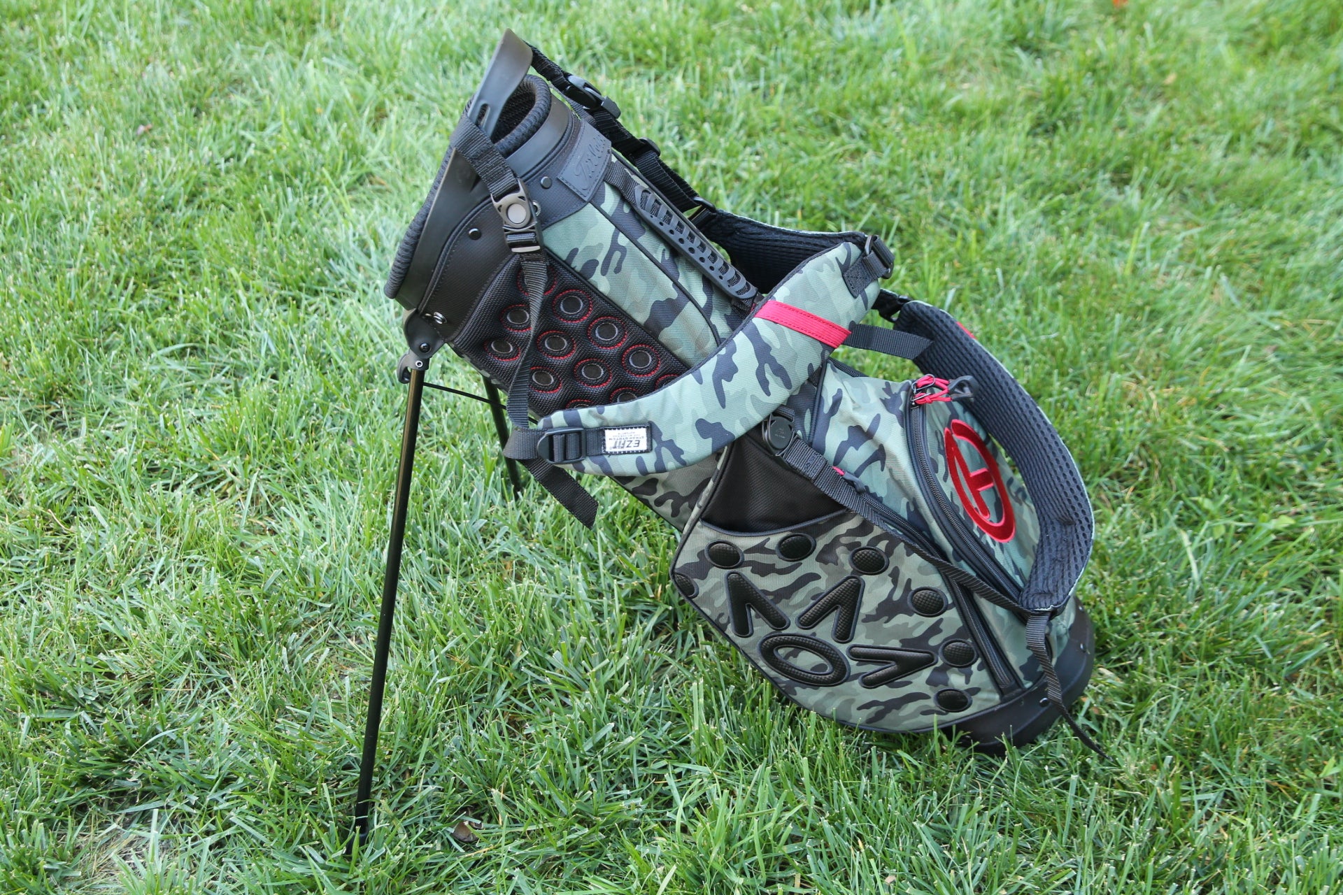 New Scotty Cameron Circle T Junior Camo Stand Bag