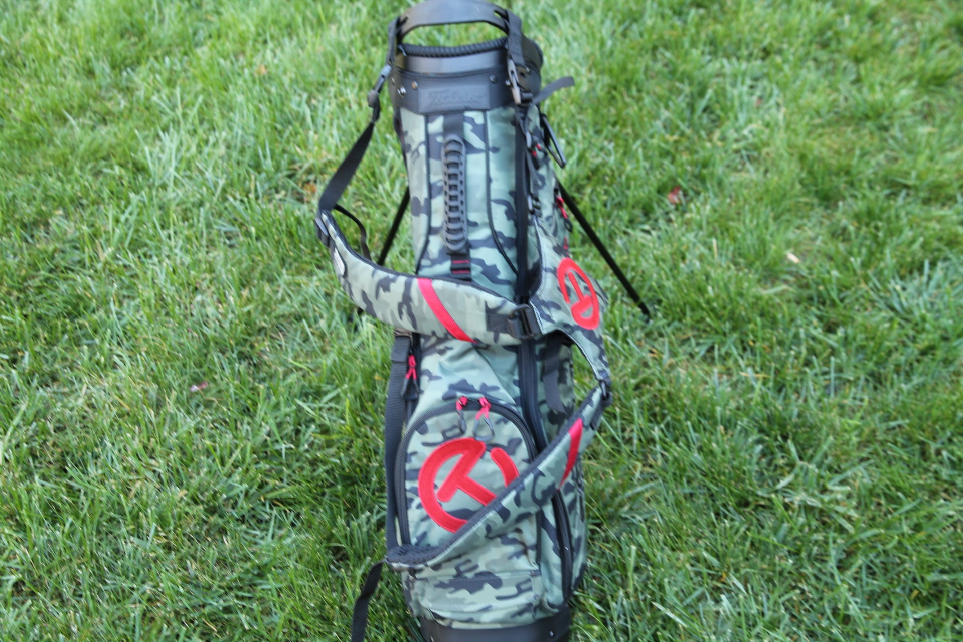 New Scotty Cameron Circle T Junior Camo Stand Bag