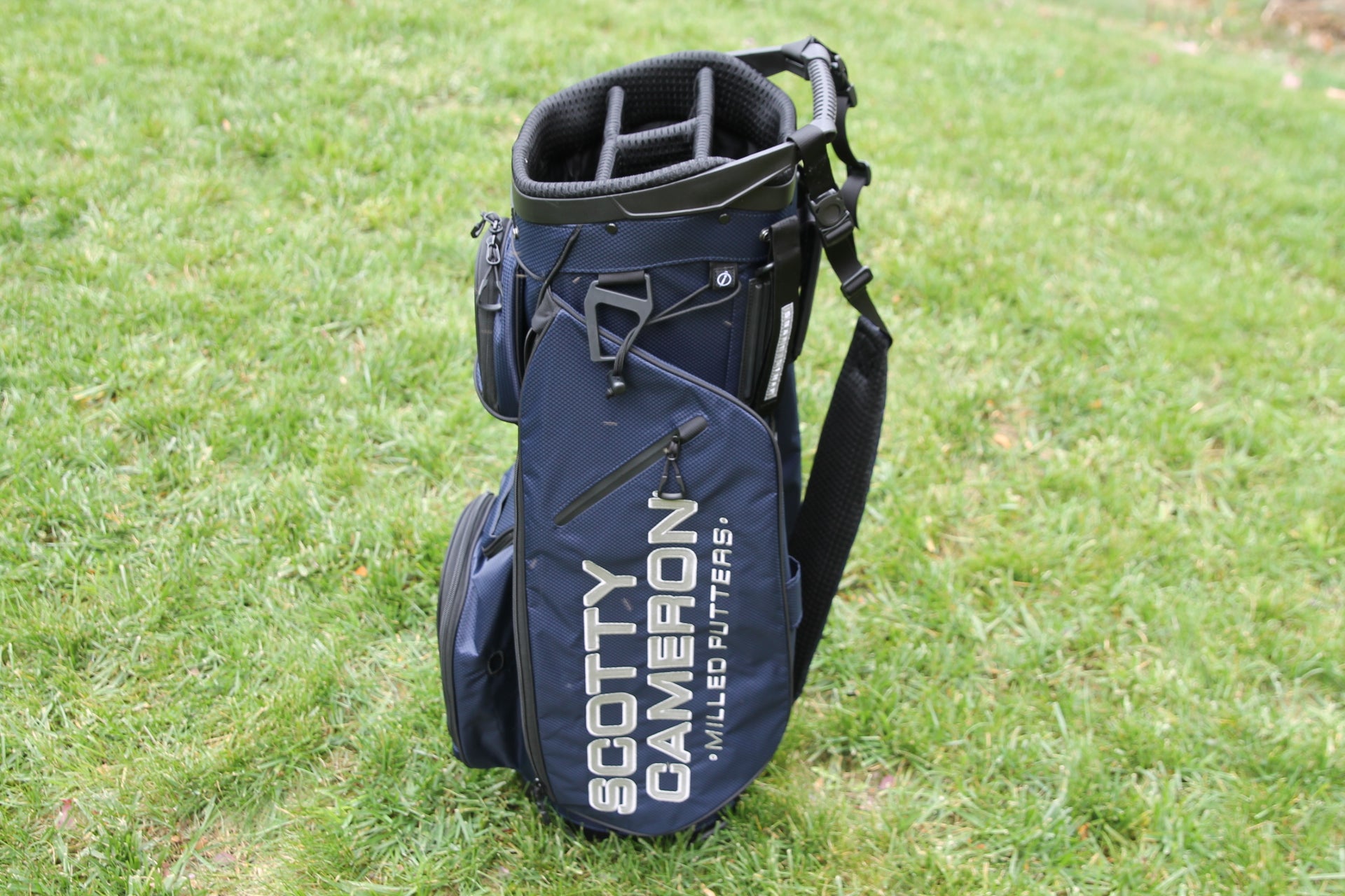 New Scotty Cameron Circle T Navy Travel Excursion Cart Bag