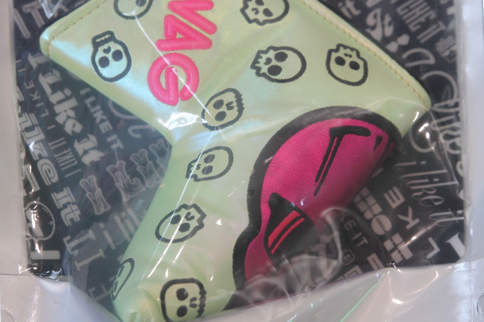 Swag Golf's "Christmas Ornament" Blade Cover