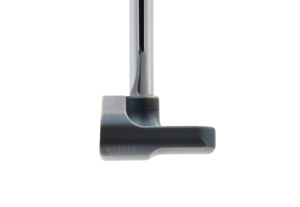 CMDGolfco Clean Collection Torqueless Skyler Mid Putter 34"