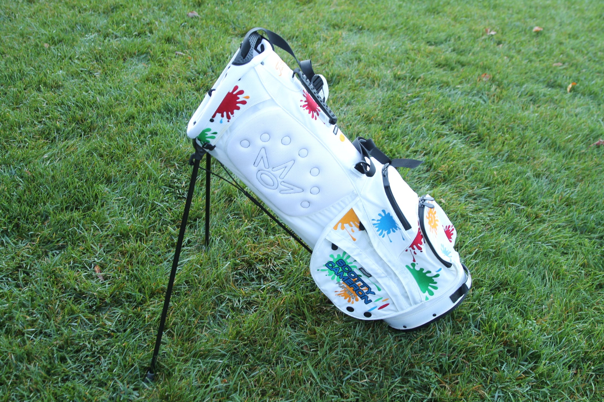Scotty Cameron White Paint Splash Stand Bag