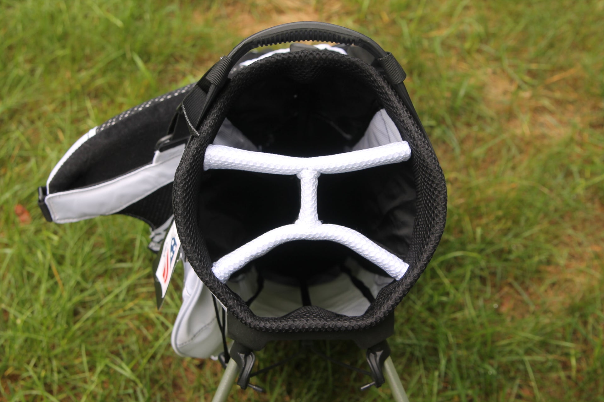 Piretti Sun Mountain Stand Bag