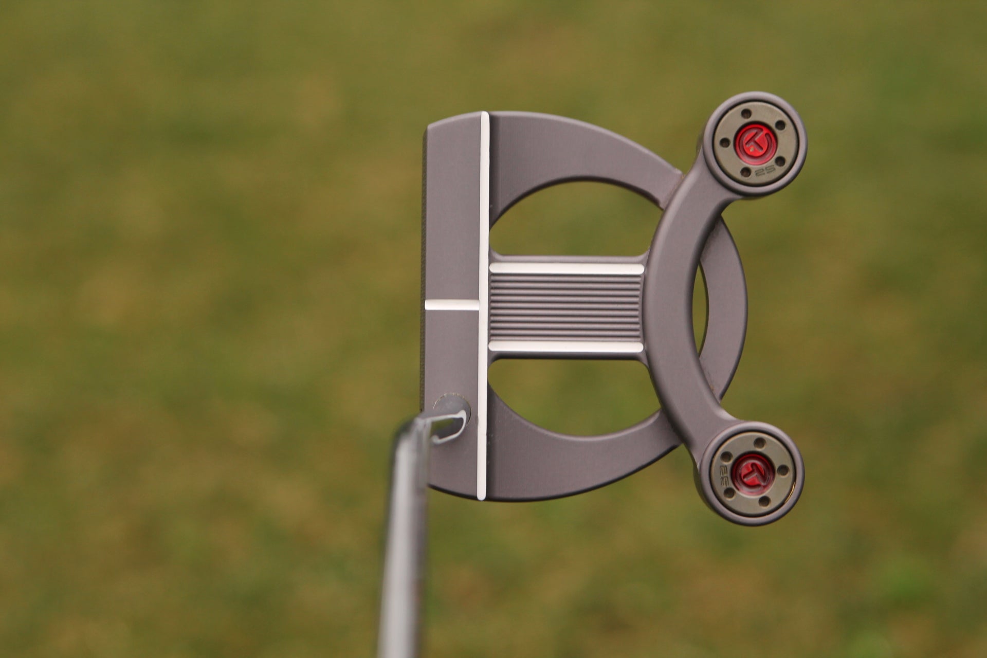 Scotty Cameron Circle T Futura X 38"