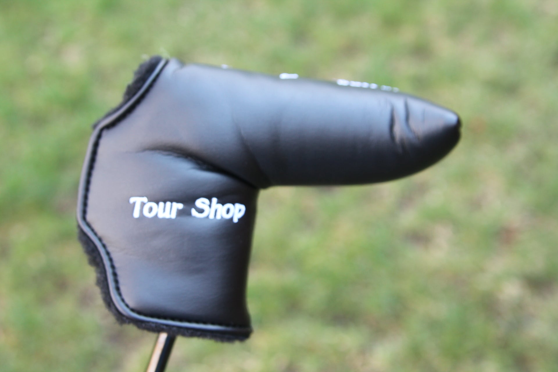 Tour Issue Bobby Grace 18 Blade