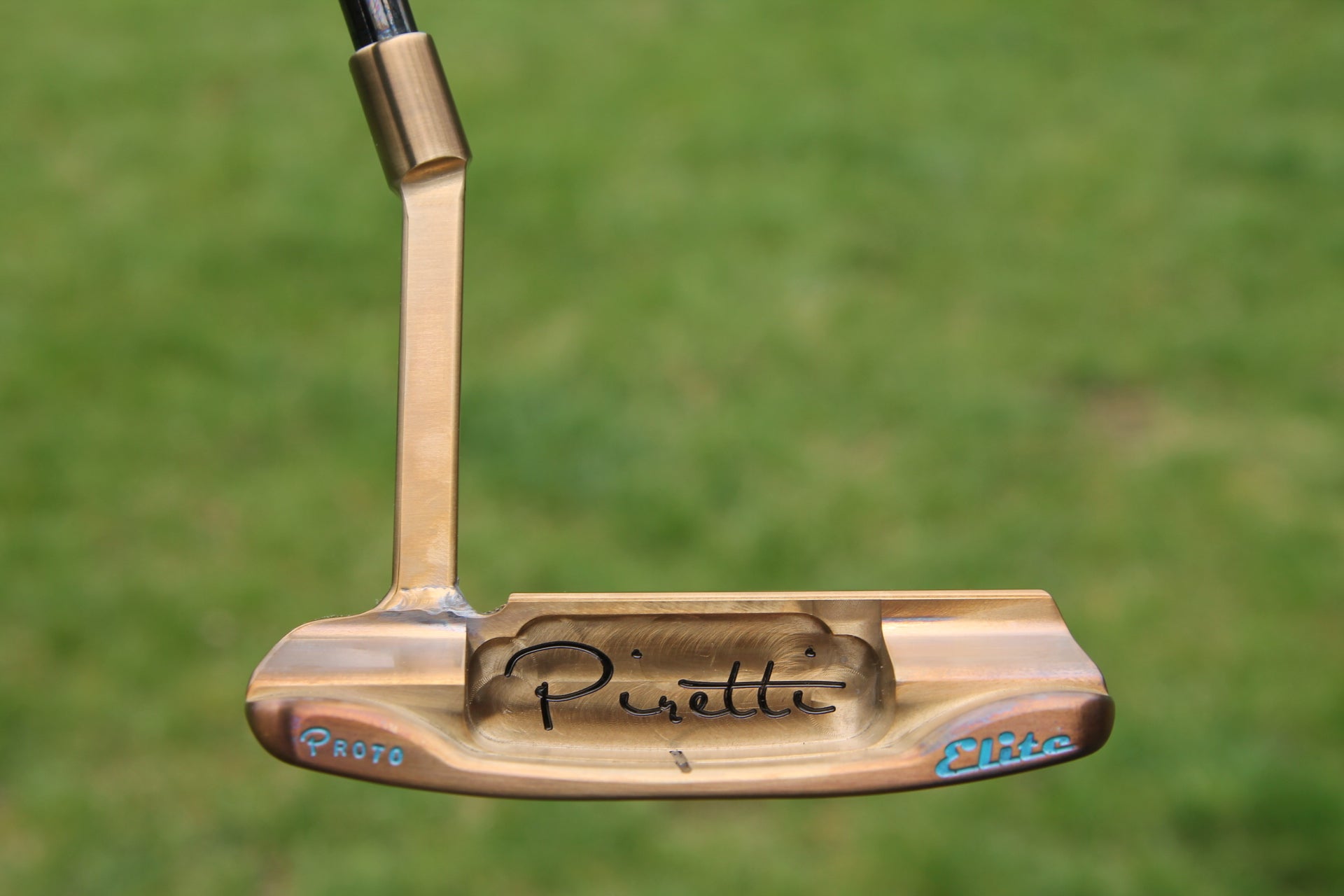 Tour Issue Piretti Potenza Elite Prototype 35"